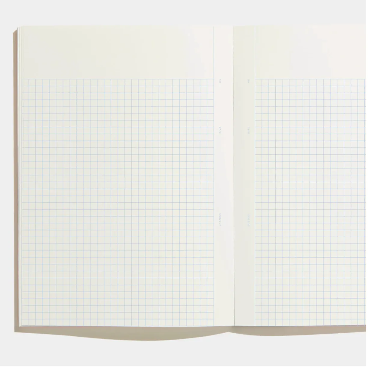 Before Breakfast – Every Day Notes Lilac Grey Grids – Cuaderno Cuadriculado A5 (19,6 x 14,1 cm)